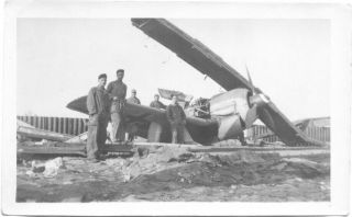 Captured German Fw - 190 Fighter Plane Wwii Photo